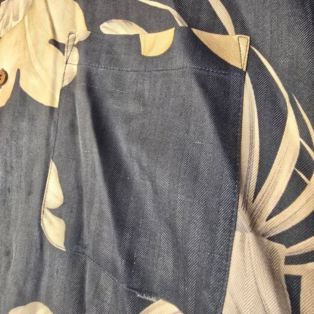 Tommy Bahama Mens Short Sleeve Silk Tropical Leaf Floral Camp Shirt Navy Blue XL - Picture 12 of 16